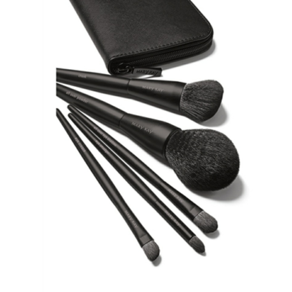 Mary Kay Essential Brush Collection